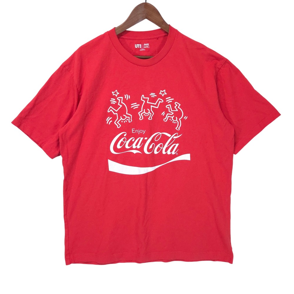 Uniqlo Keith Haring Coca-Cola T-Shirt Mens L Red Graphic Tee UT Pop Streetwear